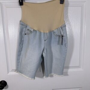 NWT A:Glow Maternity Cutoff Hem‎ Belly Panel Denim Bermuda Shorts 12 Light Wash